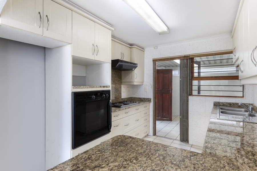 To Let 3 Bedroom Property for Rent in Helena Heights Western Cape